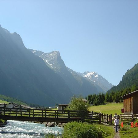 Alpina Appartement Sankt Leonhard im Pitztal Buitenkant foto