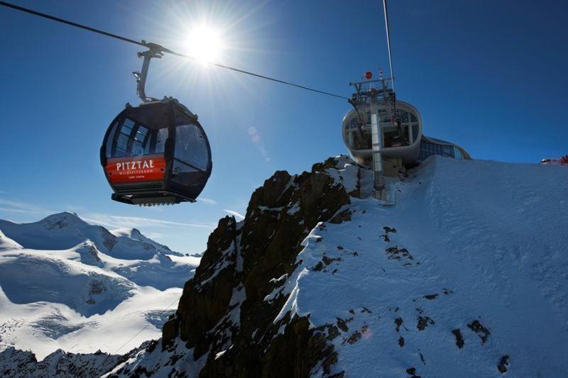 Alpina Appartement Sankt Leonhard im Pitztal Buitenkant foto